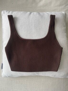 Aritzia, Babaton - Brown, S - Sculpt Knit Squareneck Cropped
Tank